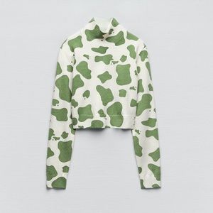 Zara Animal Green Sweater